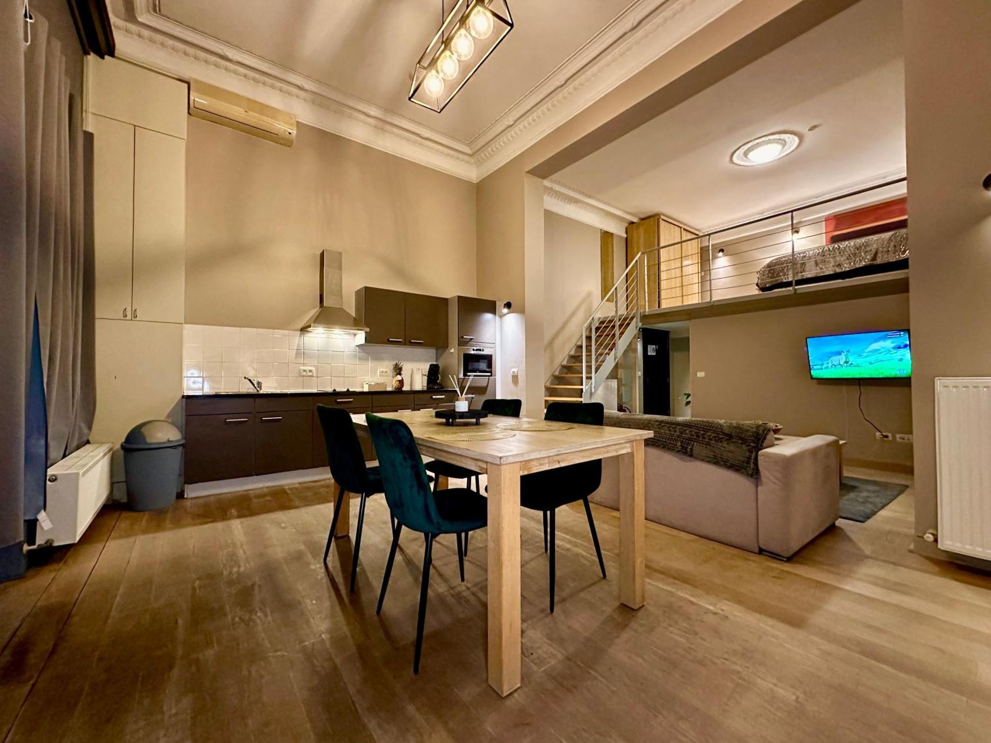 Luxury Suites Castel Antwerpia Zewnętrze zdjęcie