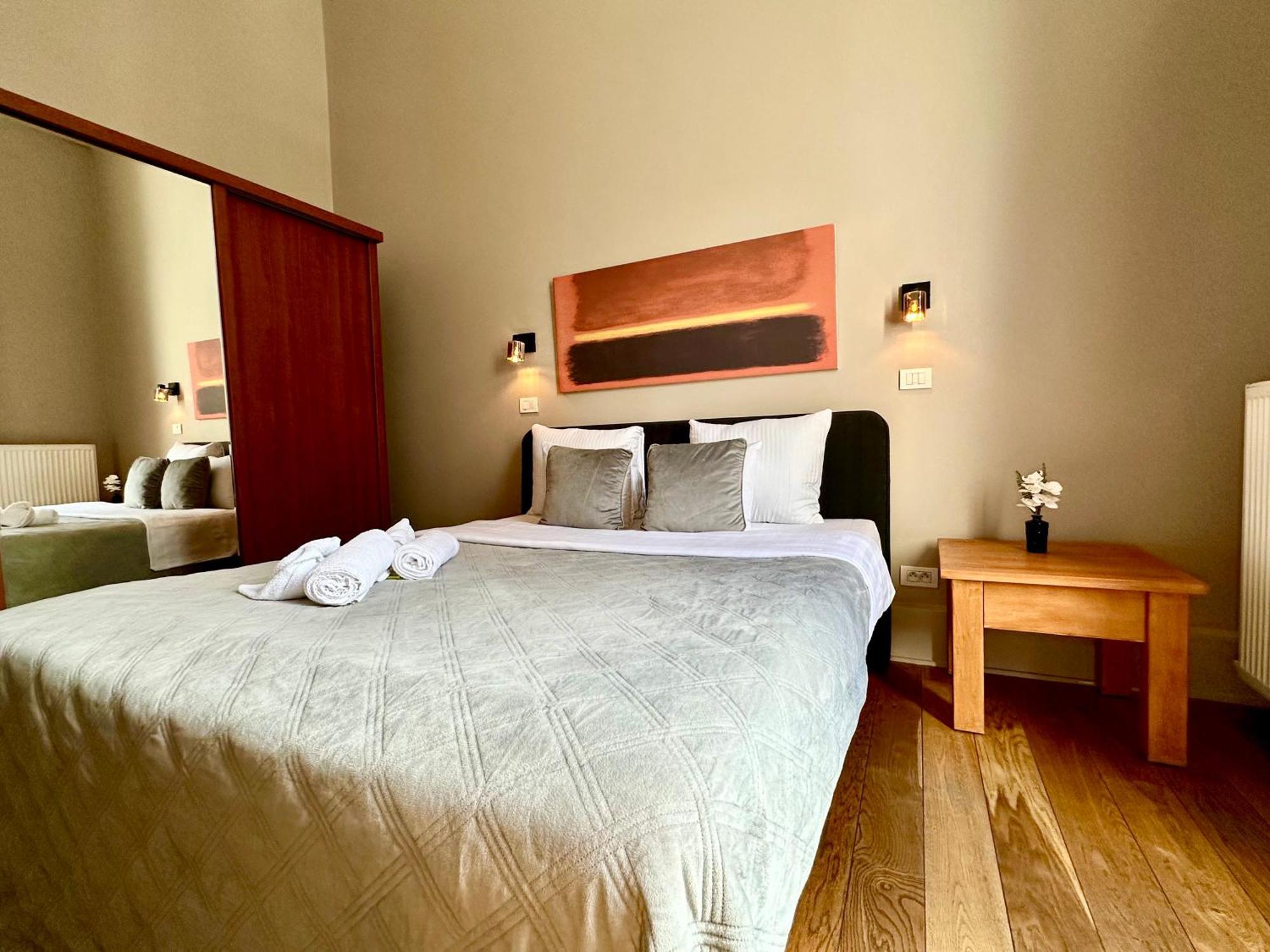 Luxury Suites Castel By Rikas Hotels Antwerpia Zewnętrze zdjęcie