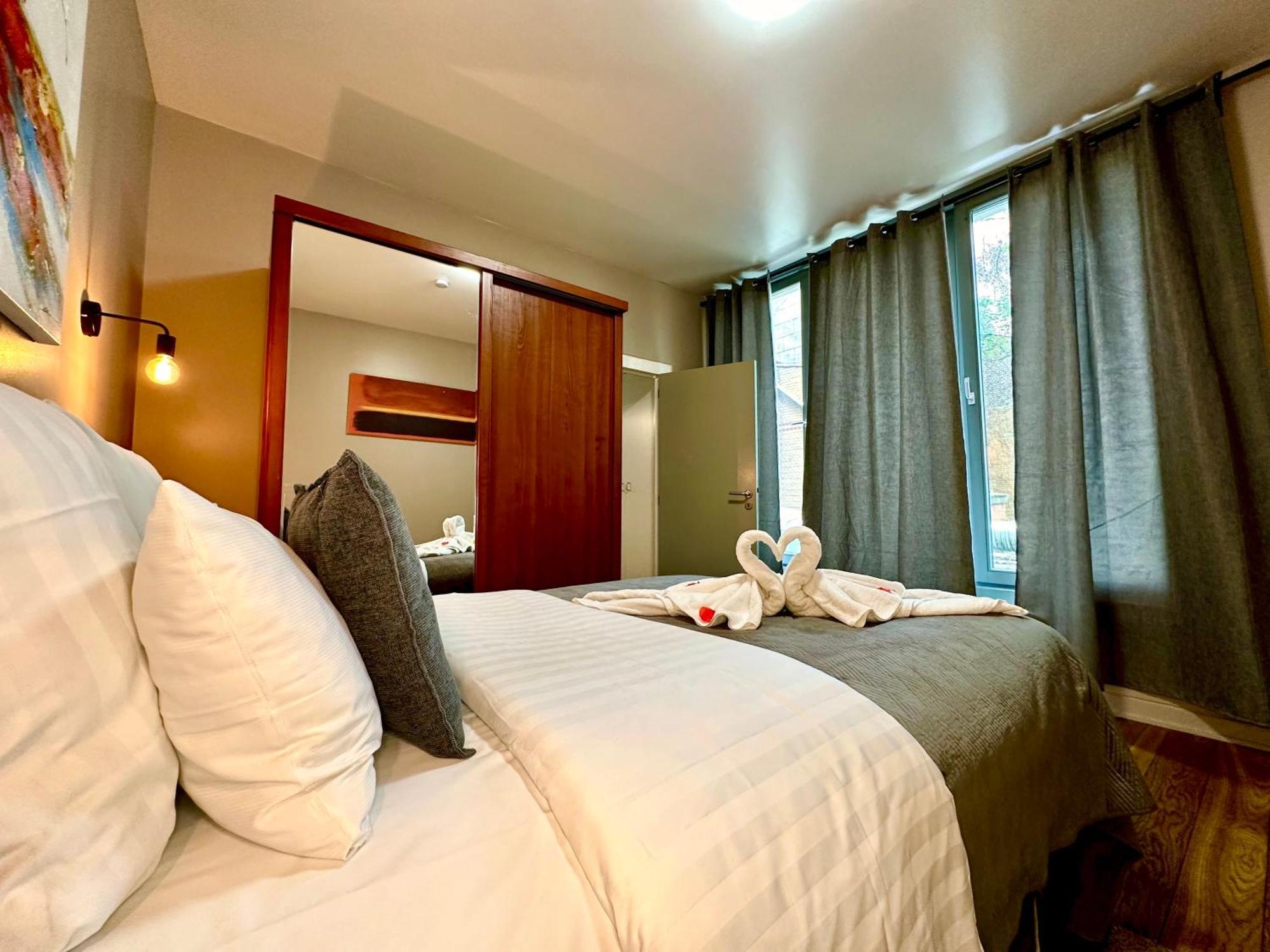Luxury Suites Castel By Rikas Hotels Antwerpia Zewnętrze zdjęcie
