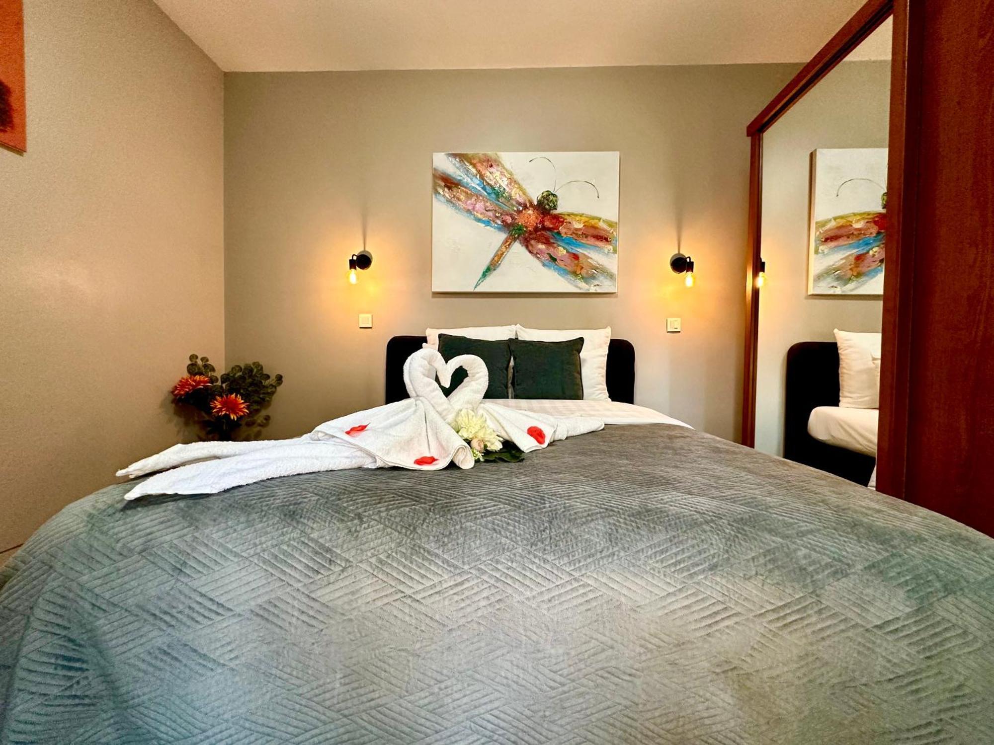 Luxury Suites Castel By Rikas Hotels Antwerpia Zewnętrze zdjęcie