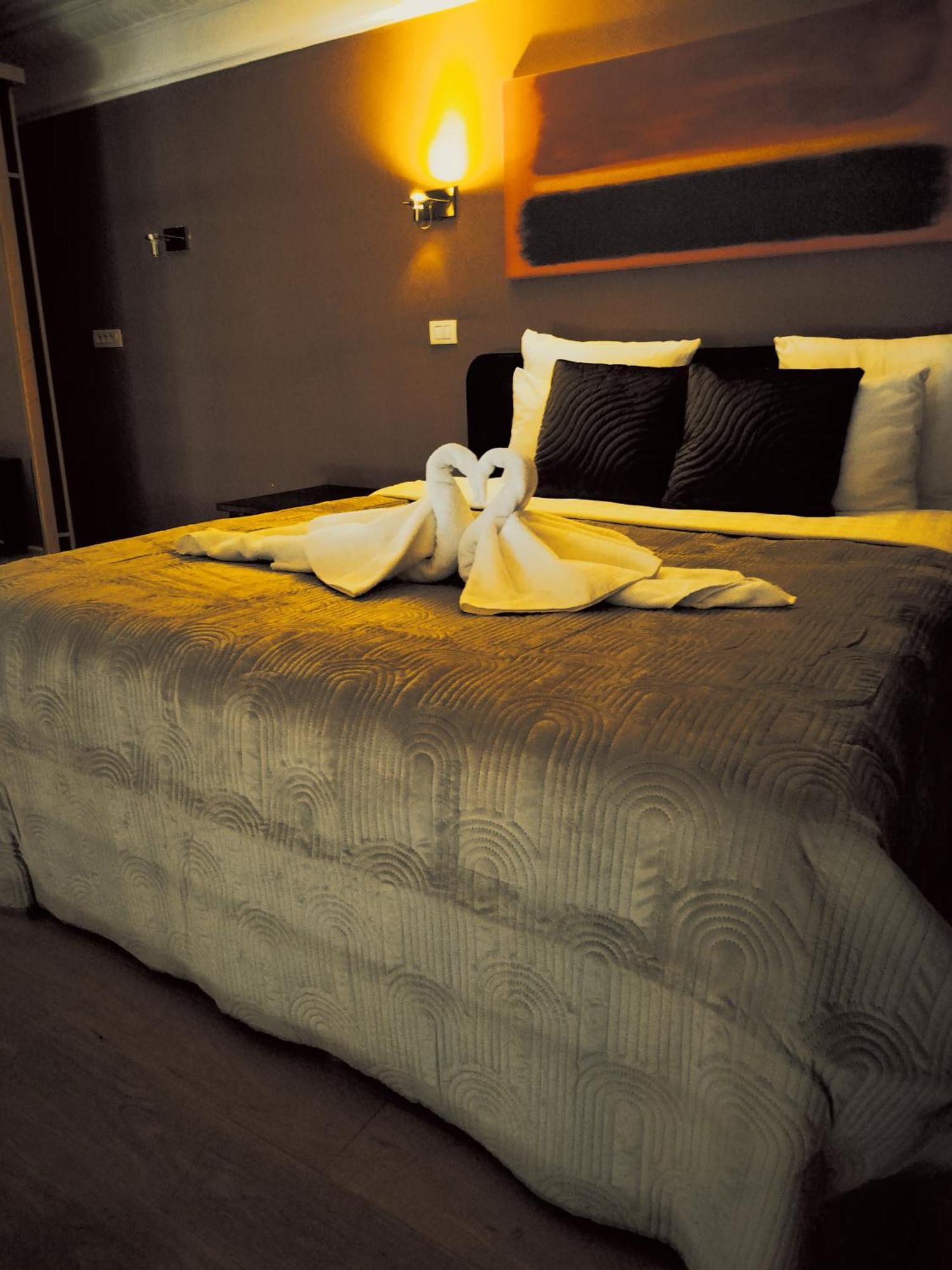 Luxury Suites Castel By Rikas Hotels Antwerpia Pokój zdjęcie