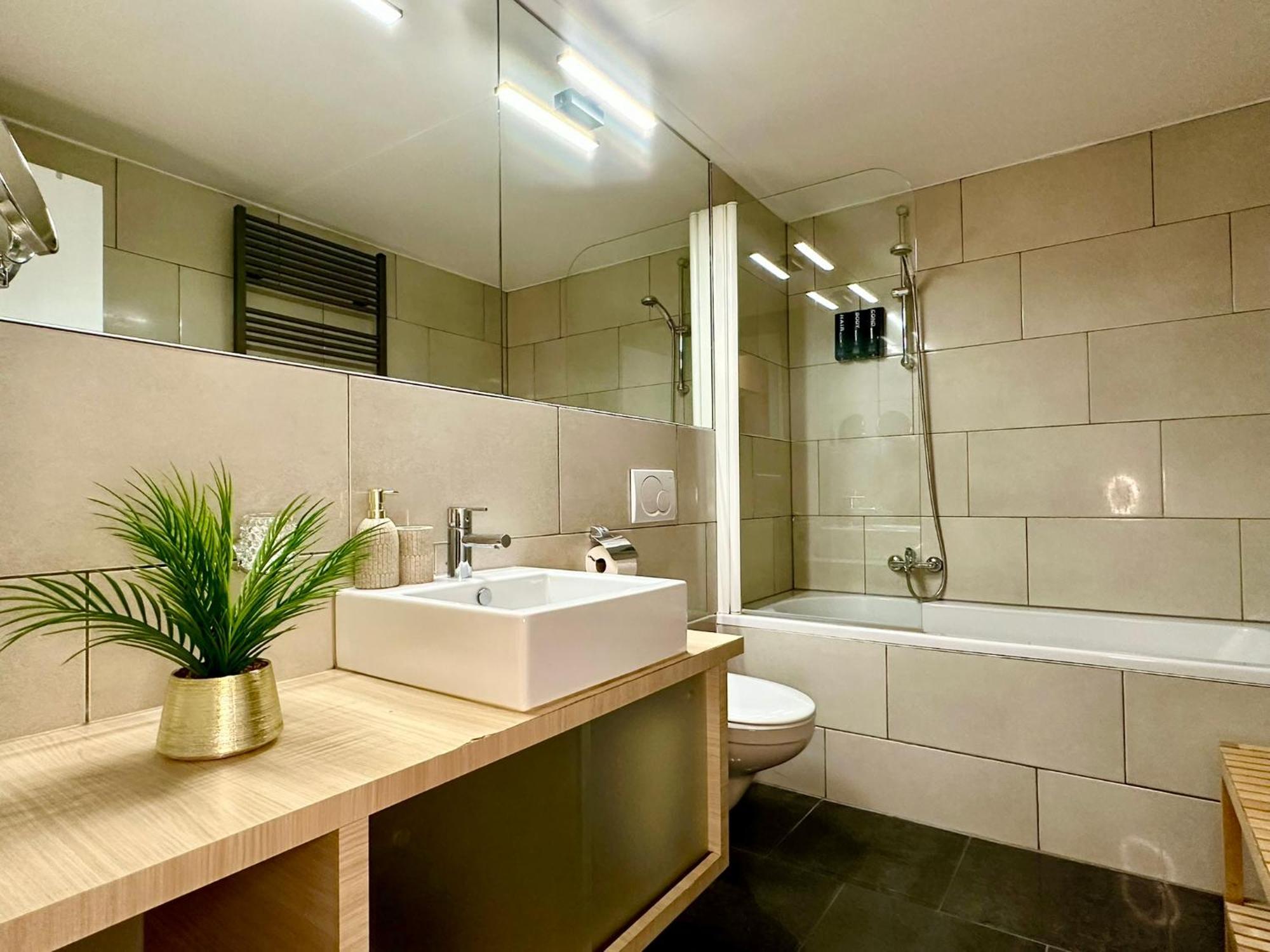 Luxury Suites Castel By Rikas Hotels Antwerpia Zewnętrze zdjęcie